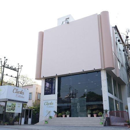 Hotel Clarks Collection Bhavnagar Bagian luar foto