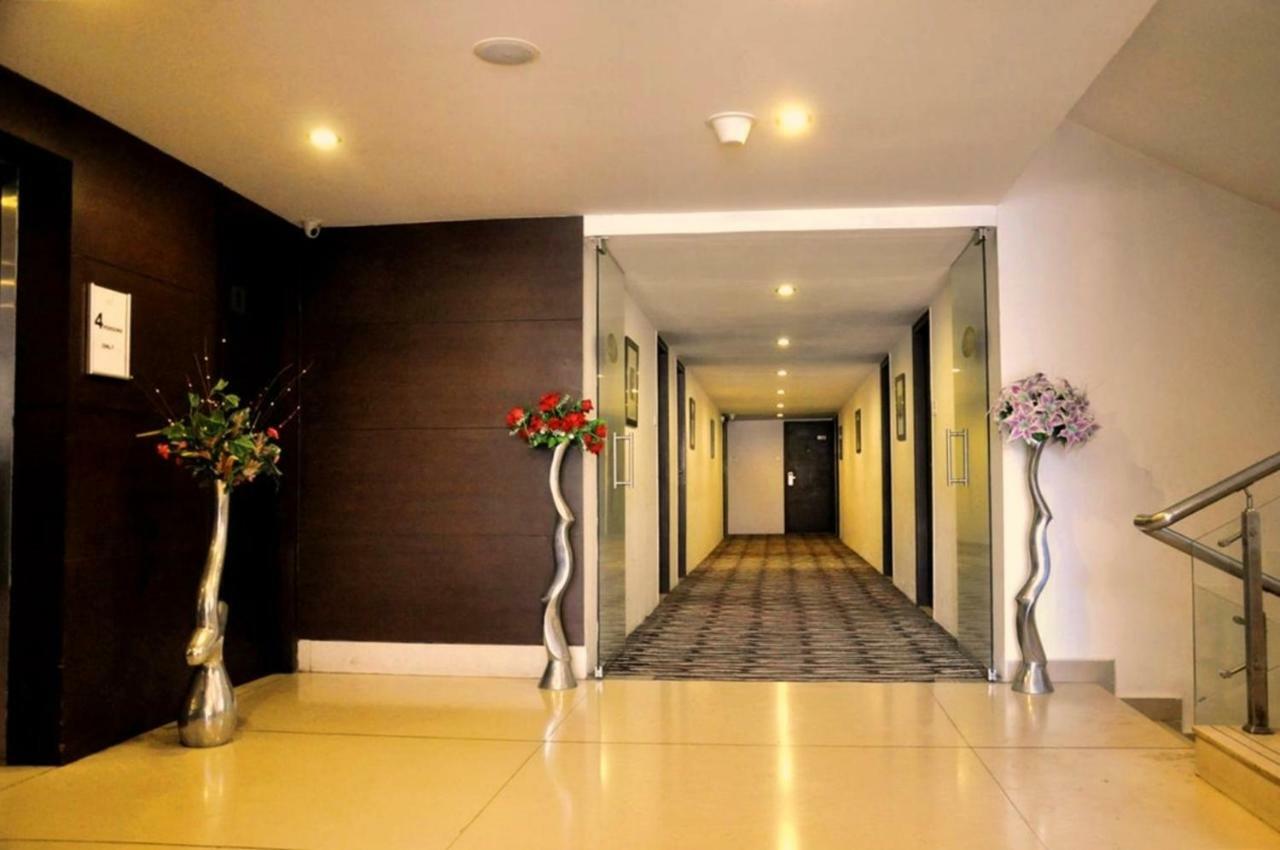Hotel Clarks Collection Bhavnagar Bagian luar foto