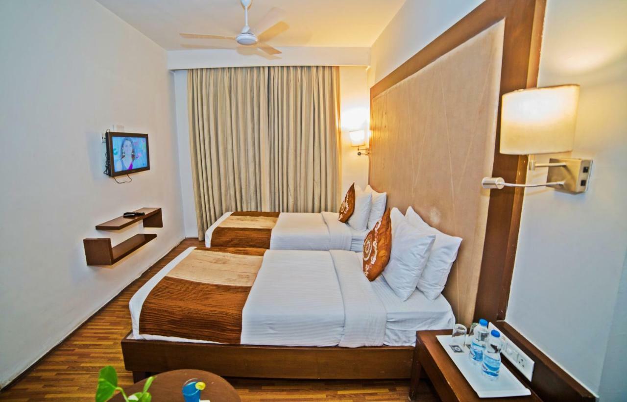 Hotel Clarks Collection Bhavnagar Bagian luar foto